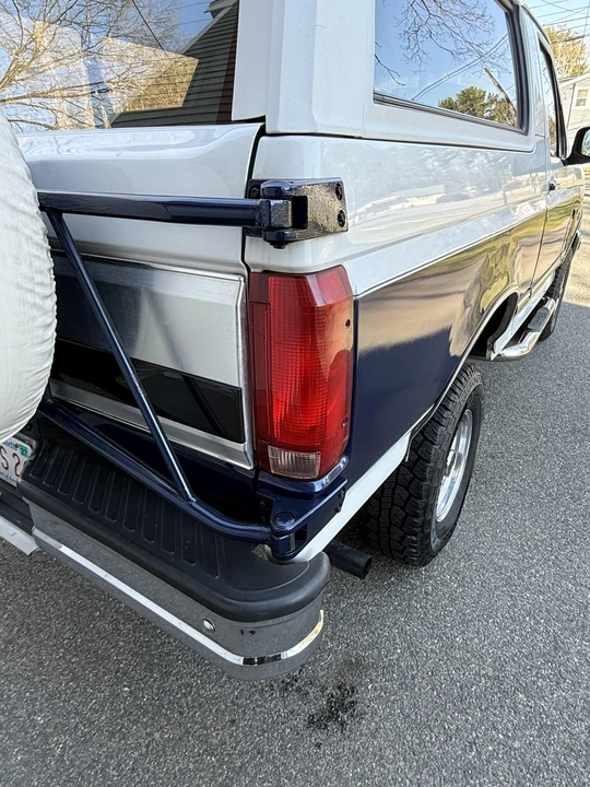 1996 Ford Bronco 5th Gen - Image 24 of 31