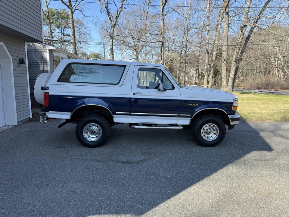 1996 Ford Bronco 5th Gen - Image 13 of 31