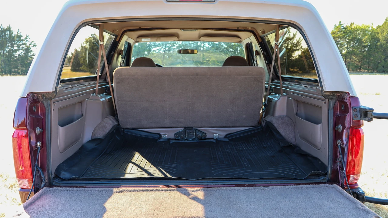 1996 Ford Bronco 5th Gen - Image 10 of 21