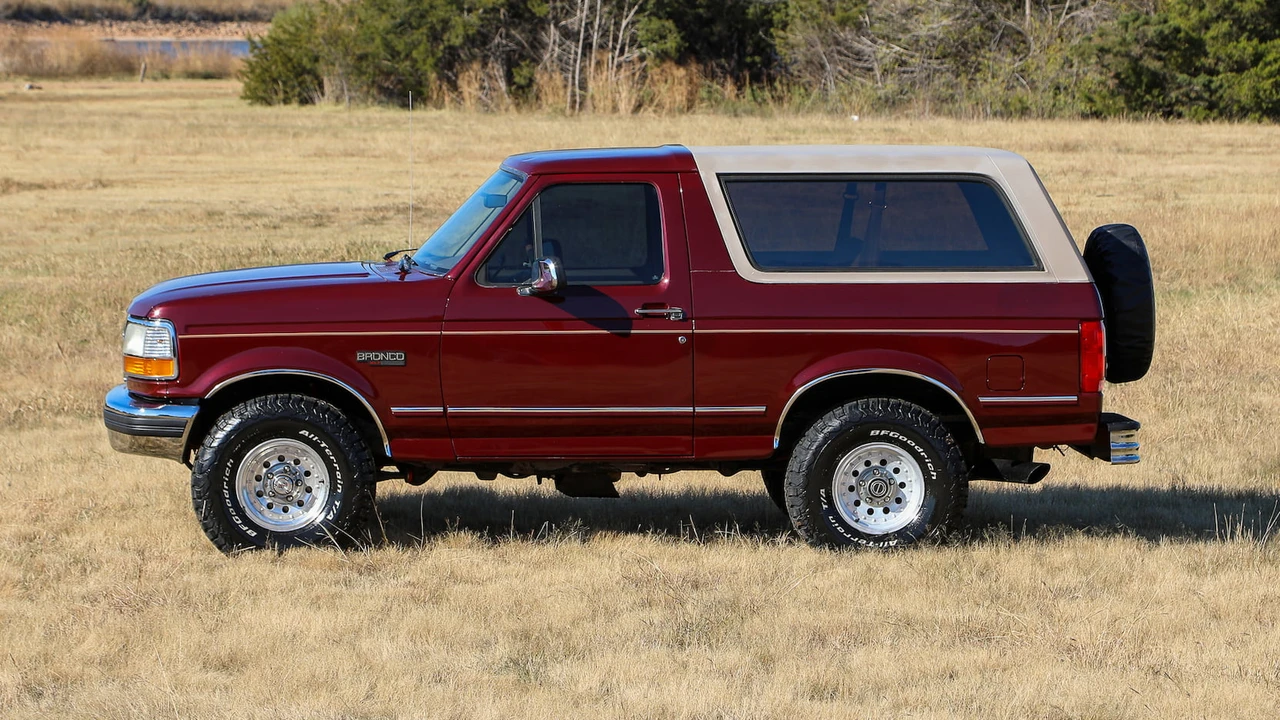 1996 Ford Bronco 5th Gen - Image 11 of 21