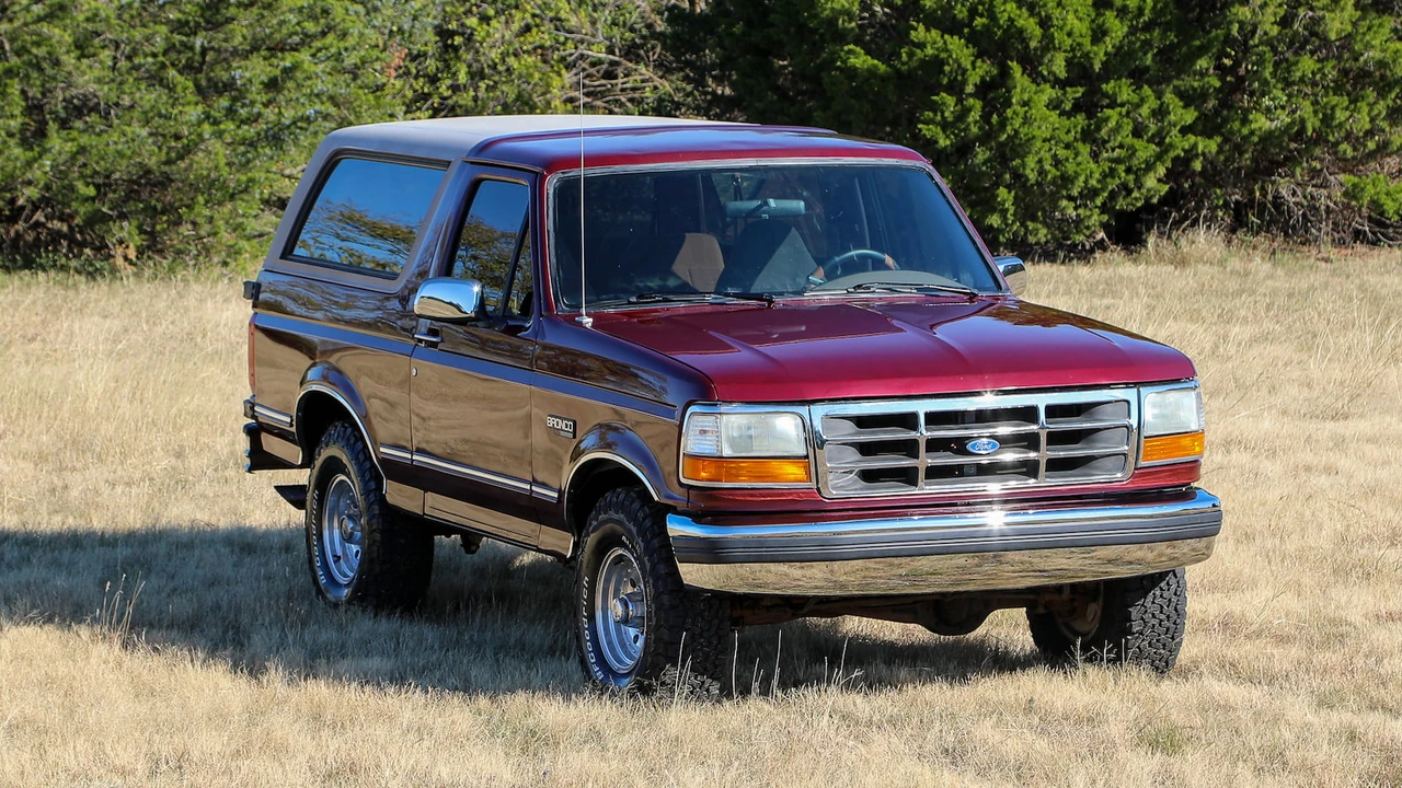 1996 Ford Bronco 5th Gen - Image 16 of 21