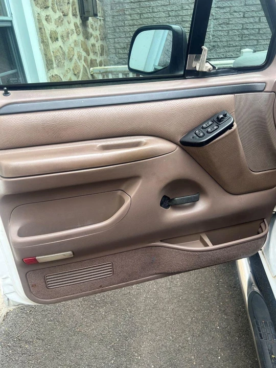 1996 Ford Bronco 5th Gen - Image 20 of 31