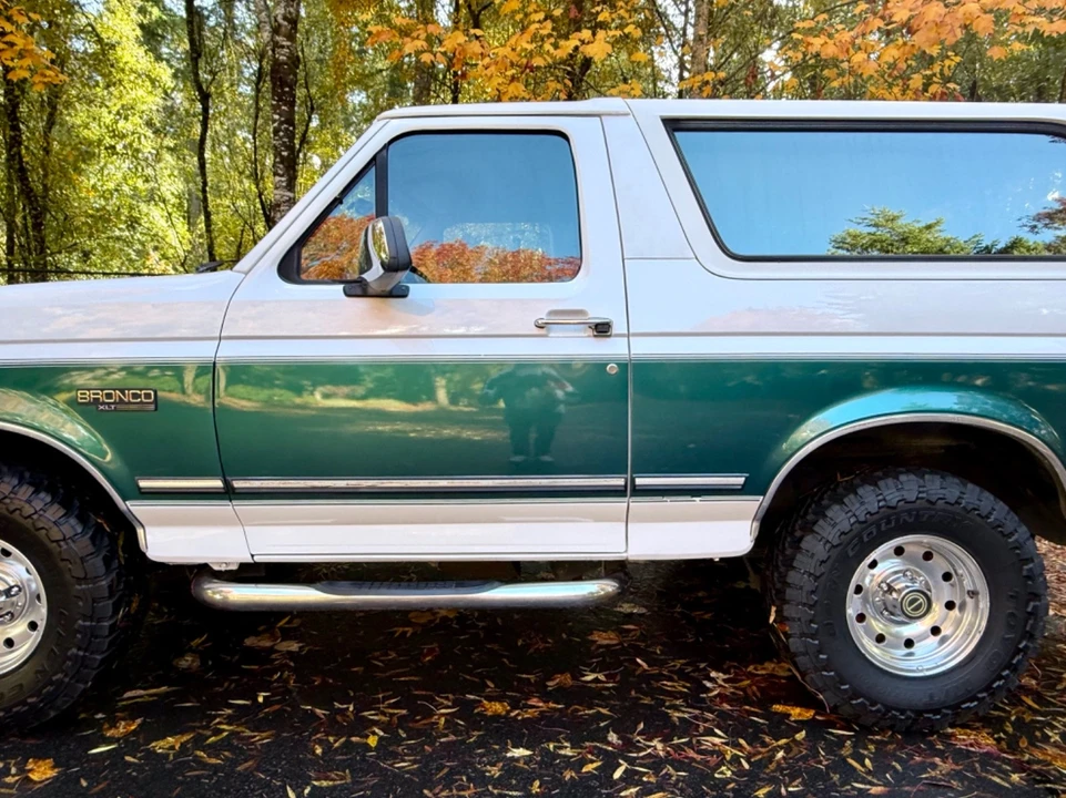 1996 Ford Bronco 5th Gen - Image 10 of 21