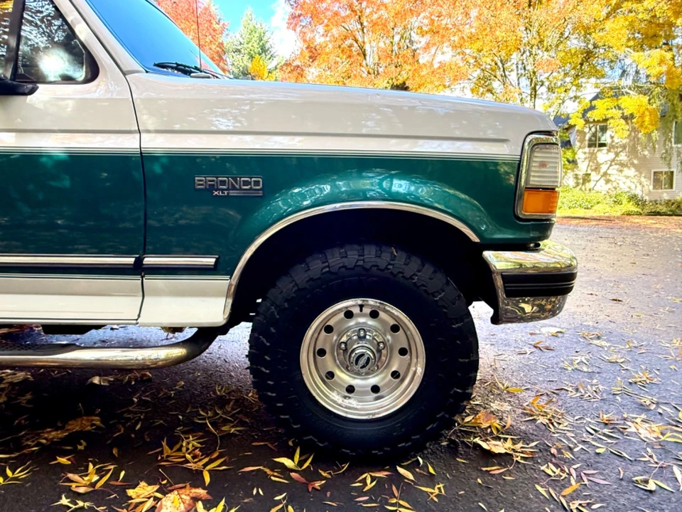 1996 Ford Bronco 5th Gen - Image 19 of 21