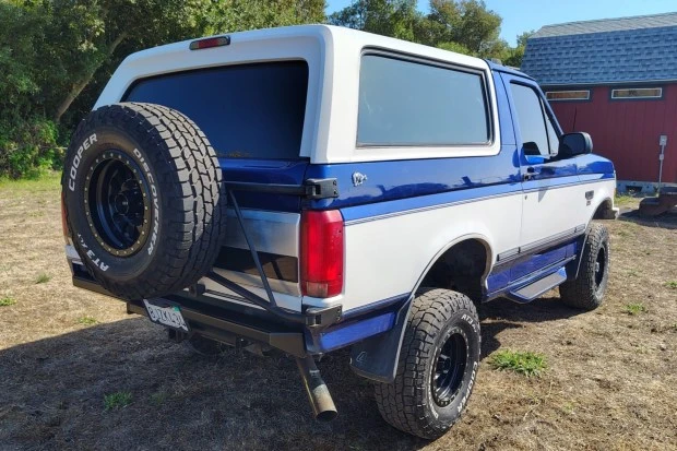 1996 Ford Bronco 5th Gen - Image 2 of 7