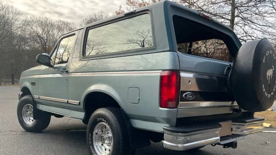 1996 Ford Bronco 5th Gen - Image 20 of 31