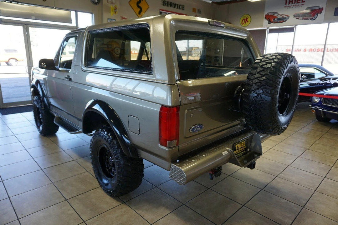 1996 Ford Bronco 5th Gen - Image 4 of 21