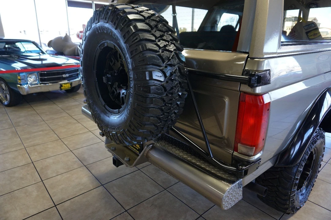 1996 Ford Bronco 5th Gen - Image 18 of 21