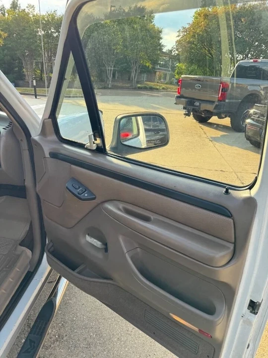 1996 Ford Bronco 5th Gen - Image 13 of 21