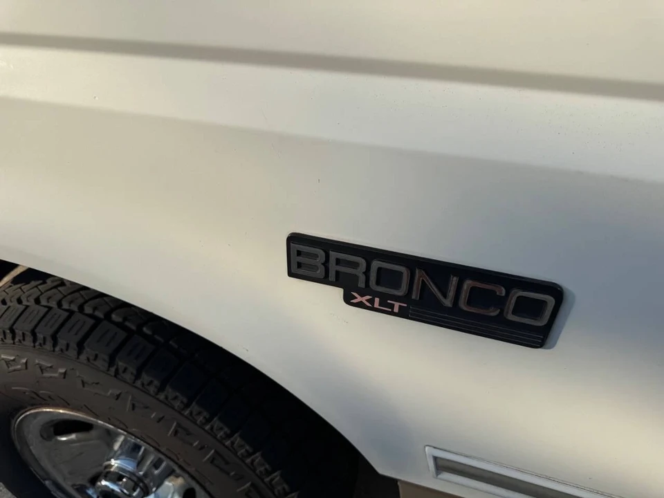 1996 Ford Bronco 5th Gen - Image 19 of 21