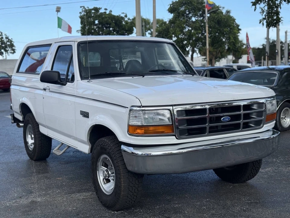 1996 Ford Bronco 5th Gen - Image 10 of 31