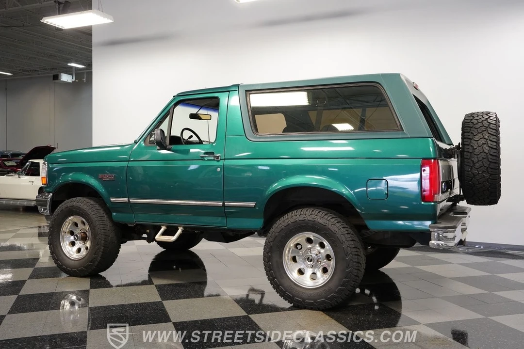 1996 Ford Bronco 5th Gen - Image 8 of 12