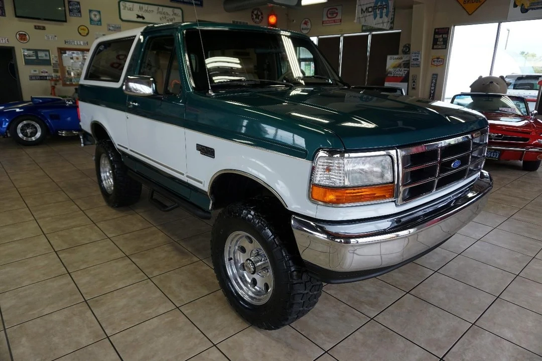 1996 Ford Bronco 5th Gen - Image 9 of 31