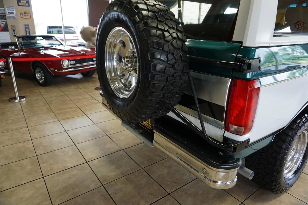 1996 Ford Bronco 5th Gen - Image 18 of 31