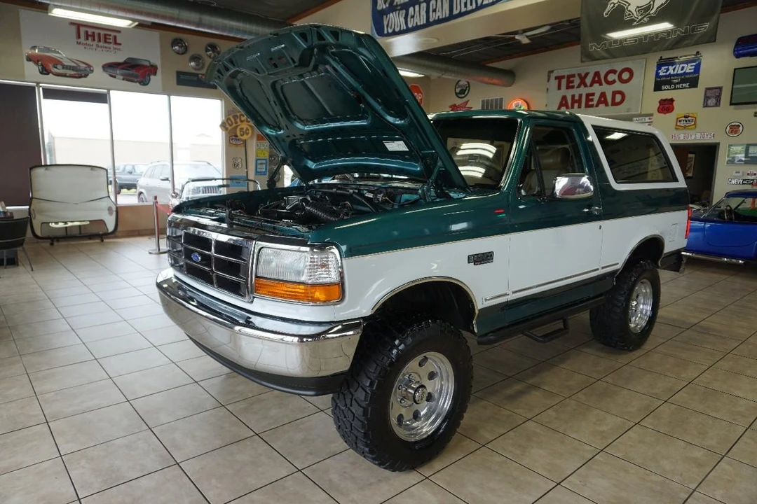 1996 Ford Bronco 5th Gen - Image 28 of 31