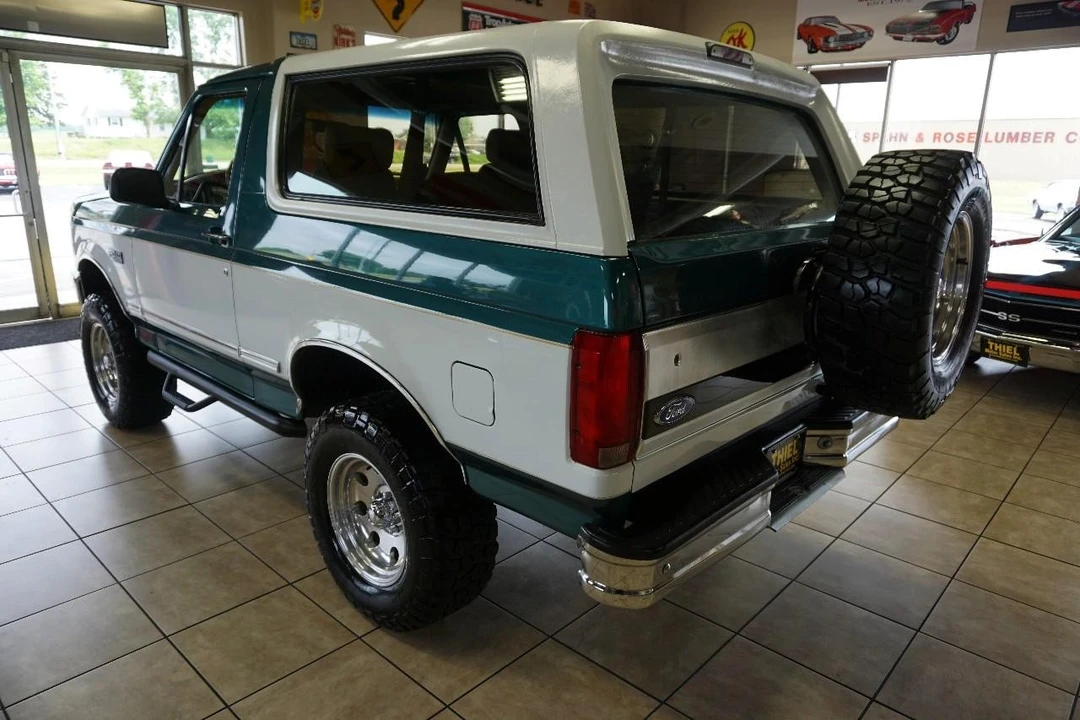 1996 Ford Bronco 5th Gen - Image 4 of 31