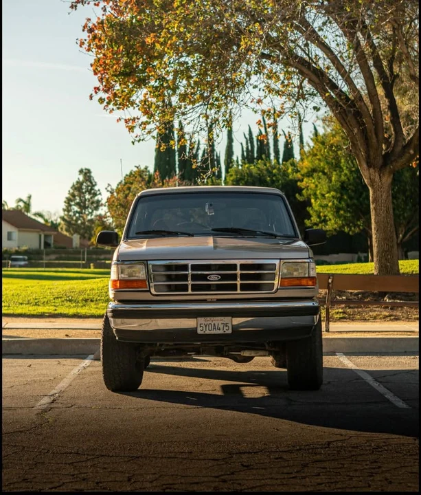 1996 Ford Bronco 5th Gen - Image 2 of 10