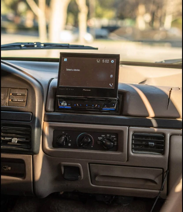 1996 Ford Bronco 5th Gen - Image 8 of 10