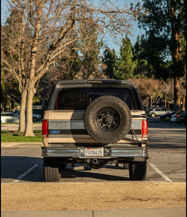 1996 Ford Bronco 5th Gen - Image 5 of 10