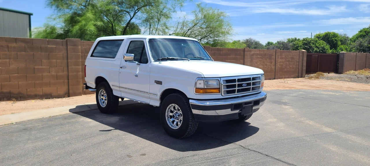 1996 Ford Bronco 5th Gen - Image 15 of 31