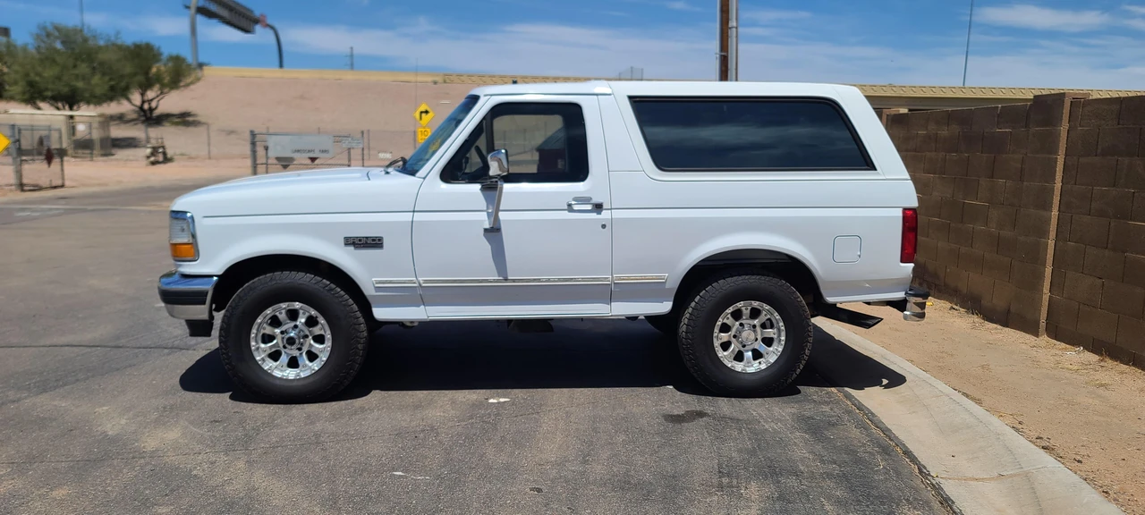 1996 Ford Bronco 5th Gen - Image 8 of 31