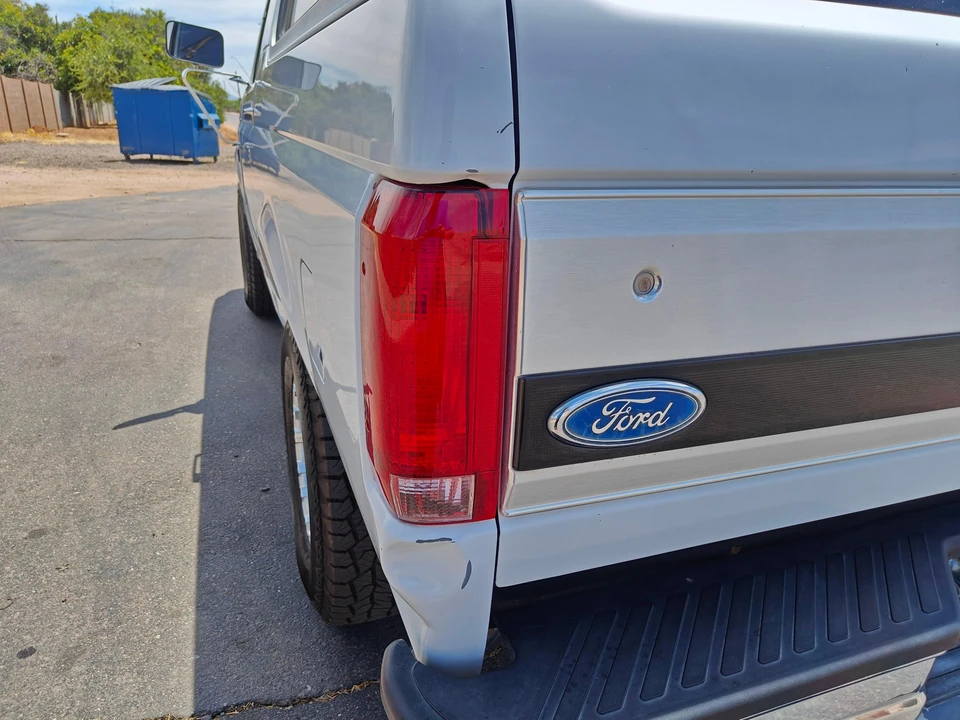 1996 Ford Bronco 5th Gen - Image 25 of 31