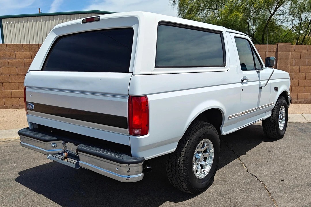 1996 Ford Bronco 5th Gen - Image 4 of 31