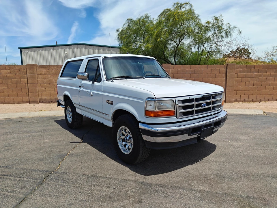 1996 Ford Bronco 5th Gen - Image 16 of 31