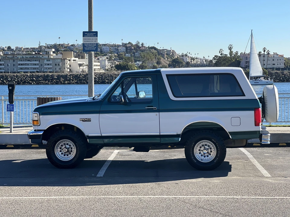 1996 Ford Bronco 5th Gen - Image 16 of 21