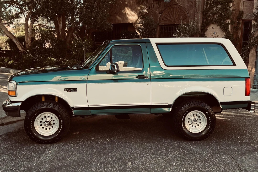 1996 Ford Bronco 5th Gen - Image 3 of 21