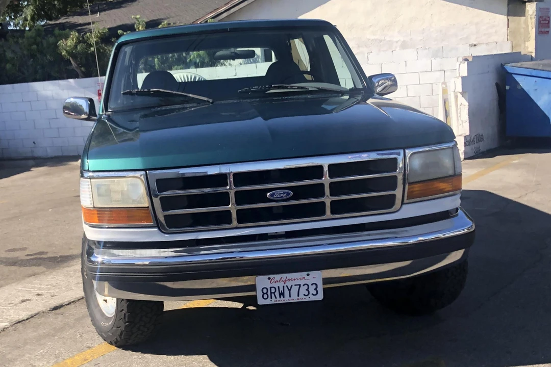 1996 Ford Bronco 5th Gen - Image 2 of 21
