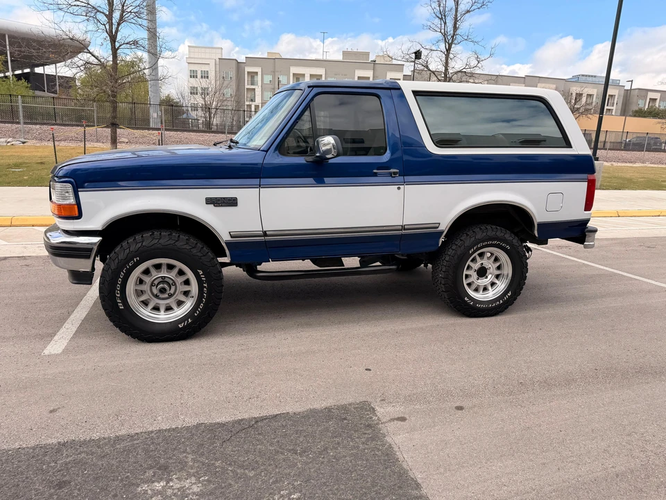 1996 Ford Bronco 5th Gen - Image 18 of 31