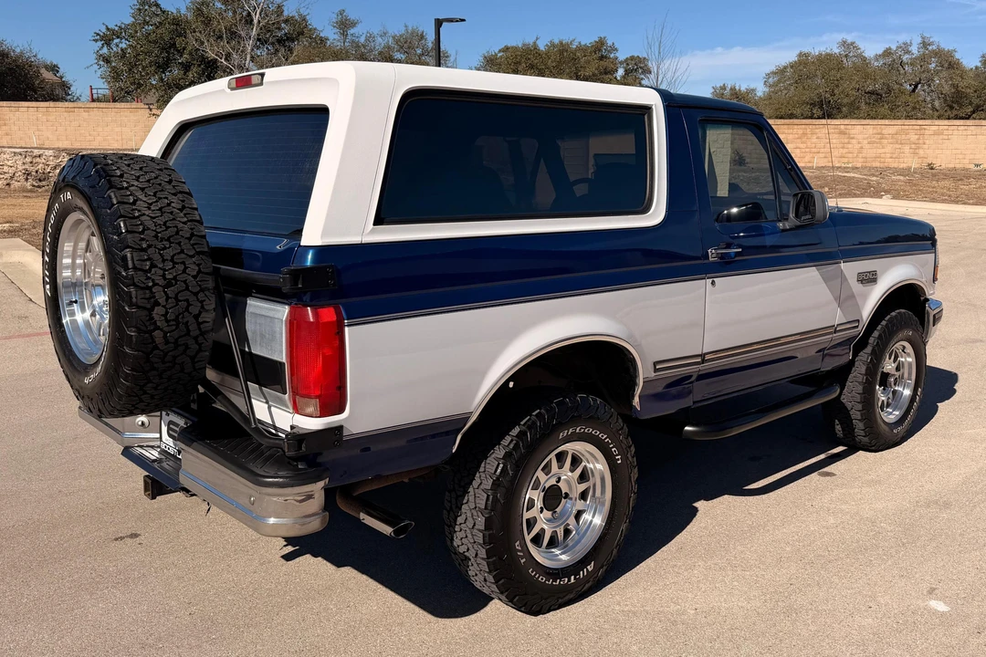 1996 Ford Bronco 5th Gen - Image 4 of 31