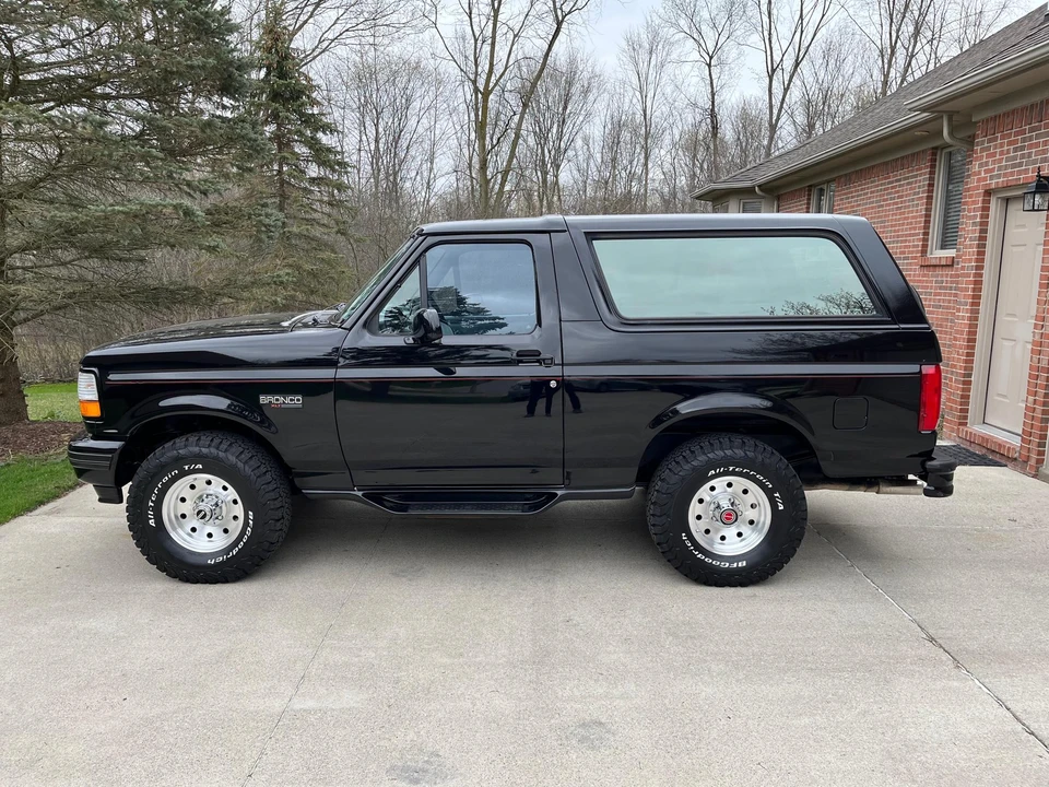 1996 Ford Bronco 5th Gen - Image 10 of 31