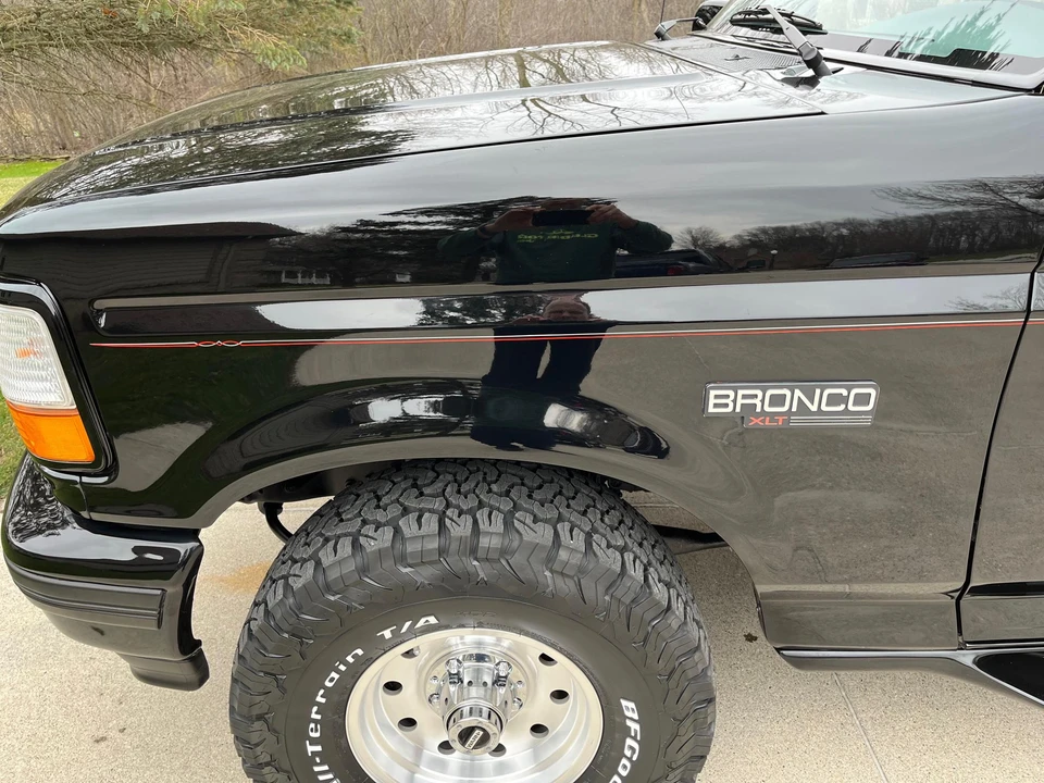 1996 Ford Bronco 5th Gen - Image 20 of 31