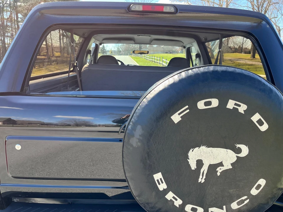 1996 Ford Bronco 5th Gen - Image 27 of 31