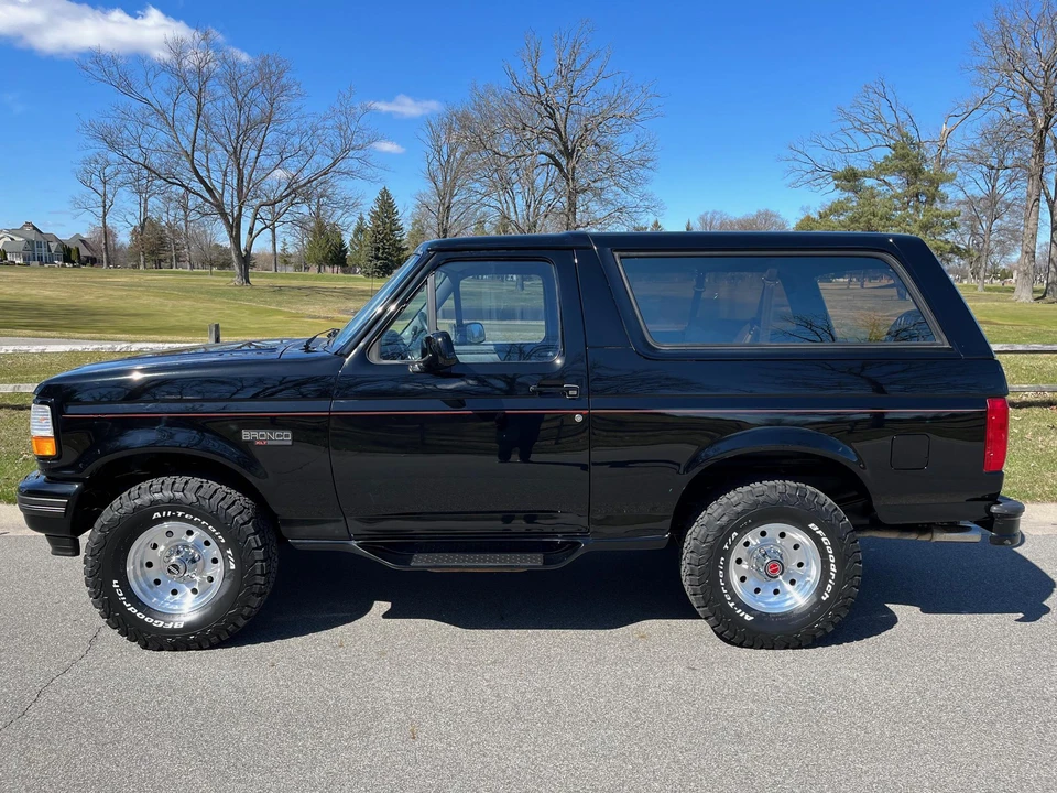1996 Ford Bronco 5th Gen - Image 11 of 31