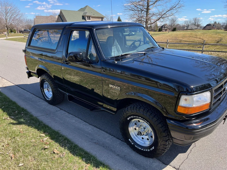 1996 Ford Bronco 5th Gen - Image 16 of 31