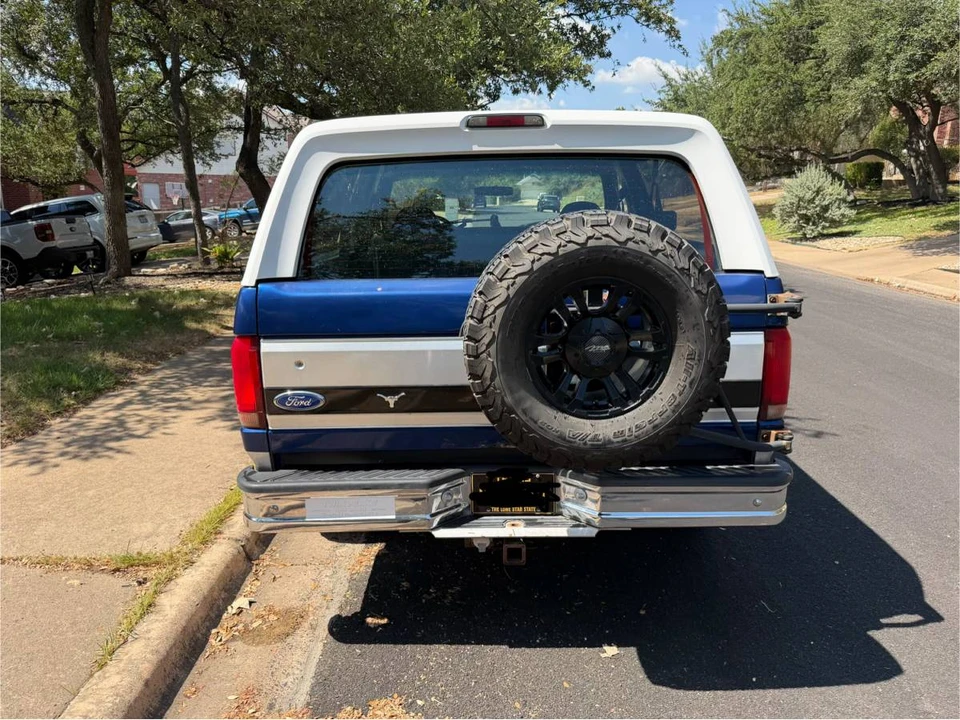 1996 Ford Bronco 5th Gen - Image 5 of 24