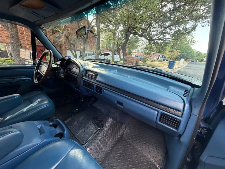 1996 Ford Bronco 5th Gen - Image 13 of 24