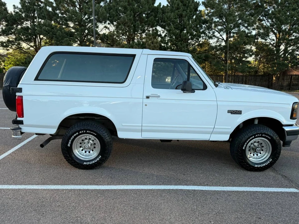 1996 Ford Bronco 5th Gen - Image 5 of 22