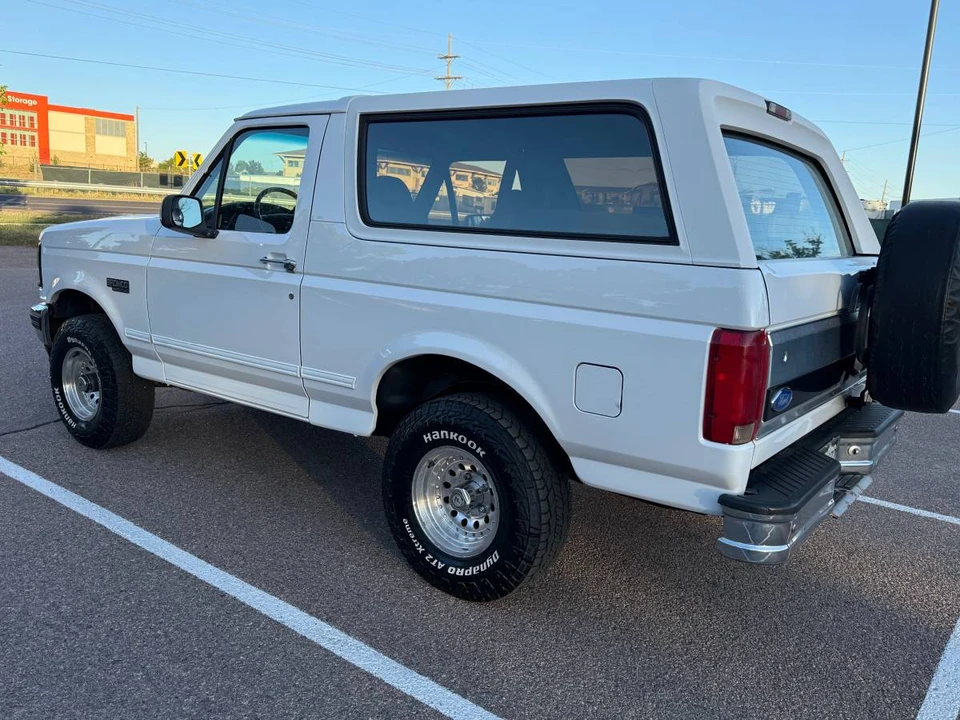 1996 Ford Bronco 5th Gen - Image 3 of 22