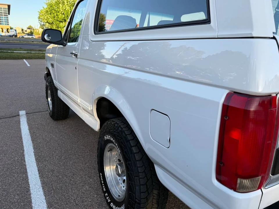 1996 Ford Bronco 5th Gen - Image 10 of 22