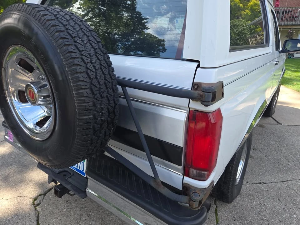 1996 Ford Bronco 5th Gen - Image 7 of 16