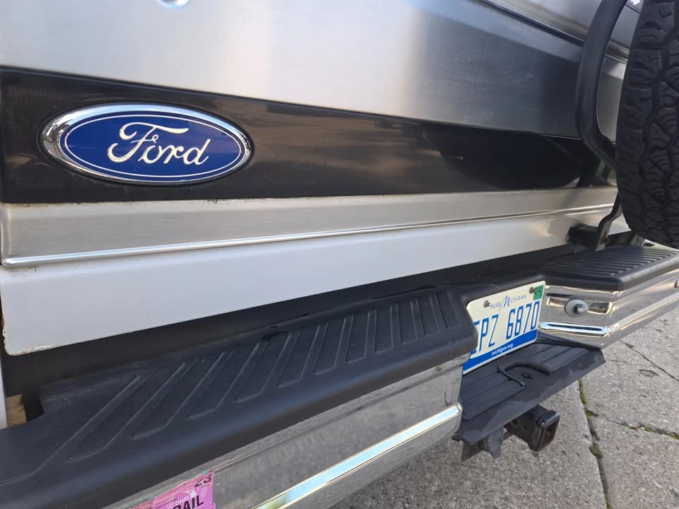 1996 Ford Bronco 5th Gen - Image 8 of 16