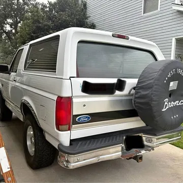 1996 Ford Bronco XLT