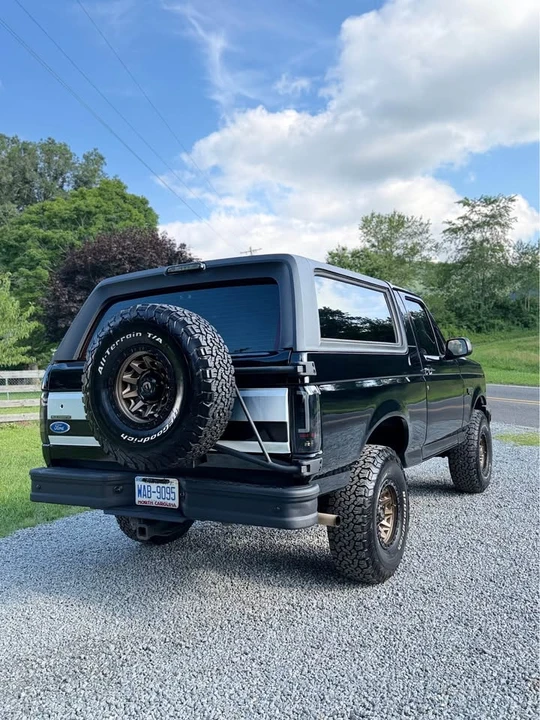 1996 Ford Bronco 5th Gen - Image 5 of 20