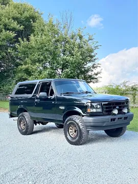 1996 Ford Bronco XLT