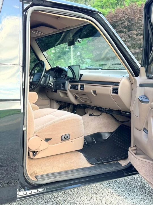 1996 Ford Bronco 5th Gen - Image 12 of 20