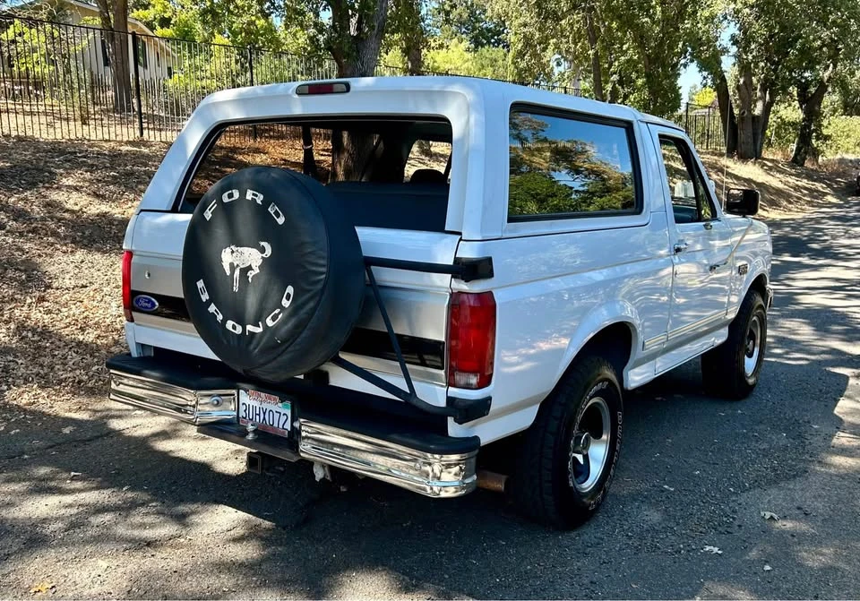 1996 Ford Bronco 5th Gen - Image 4 of 10